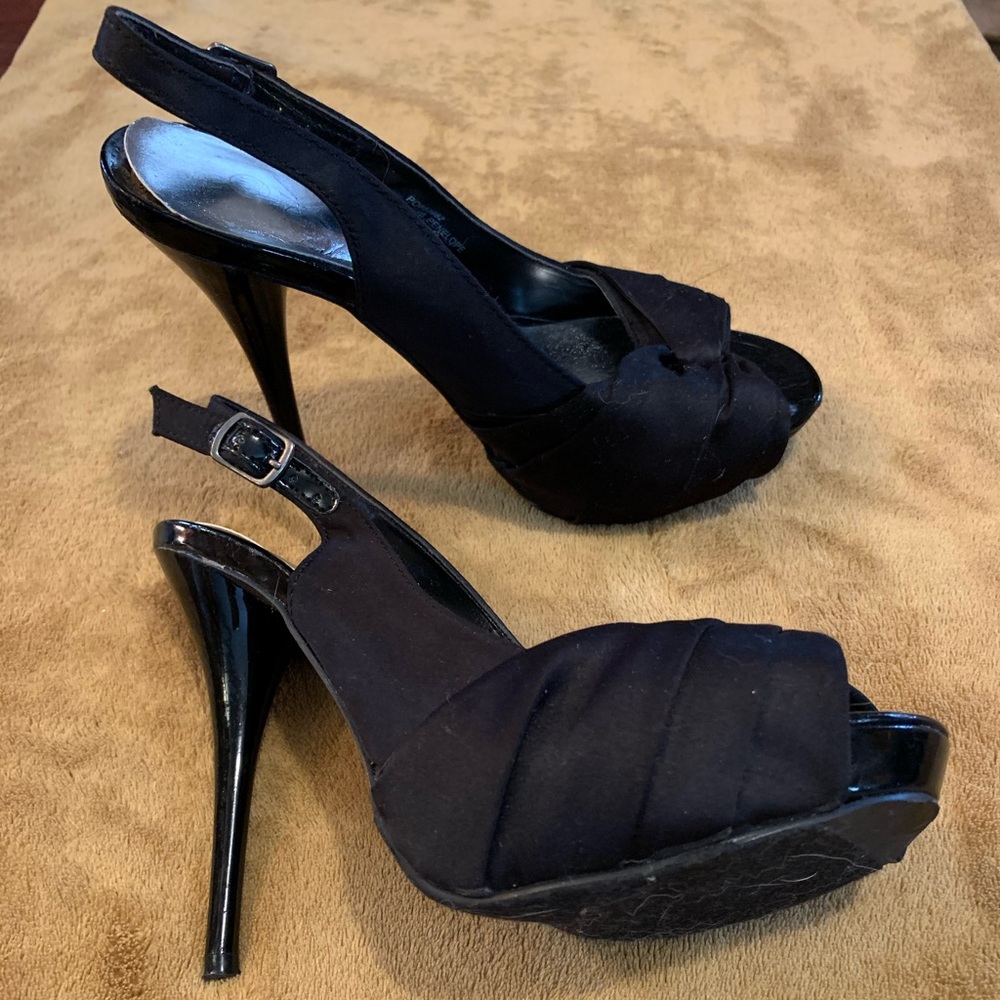 It’s OK Black Heels 5.5 M